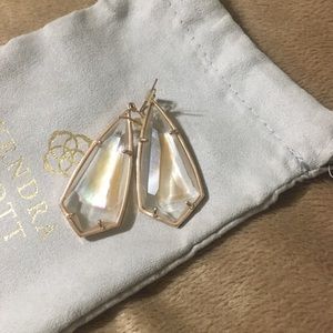 Kendra Scott Caroline earrings
